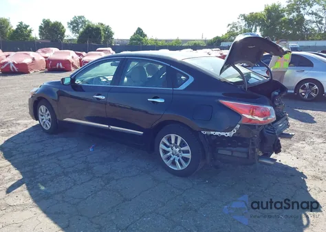 2015 Nissan Altima 2.5 S из США, поврежденный, VIN 1N4AL3AP6FN309367